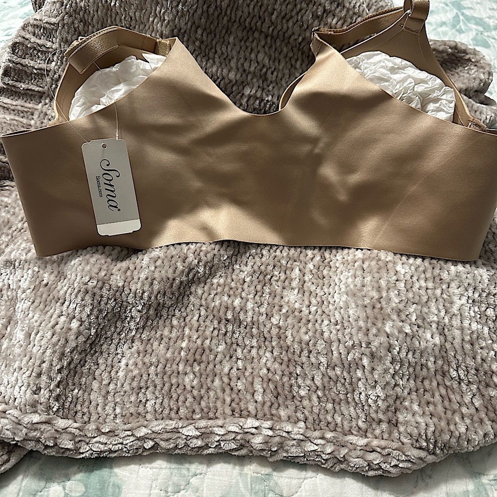 Soma Vanishing back, front close, full coverage bras.